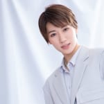 プラスアクト４月号（３月12日発売）に雪組・縣千さんが登場！