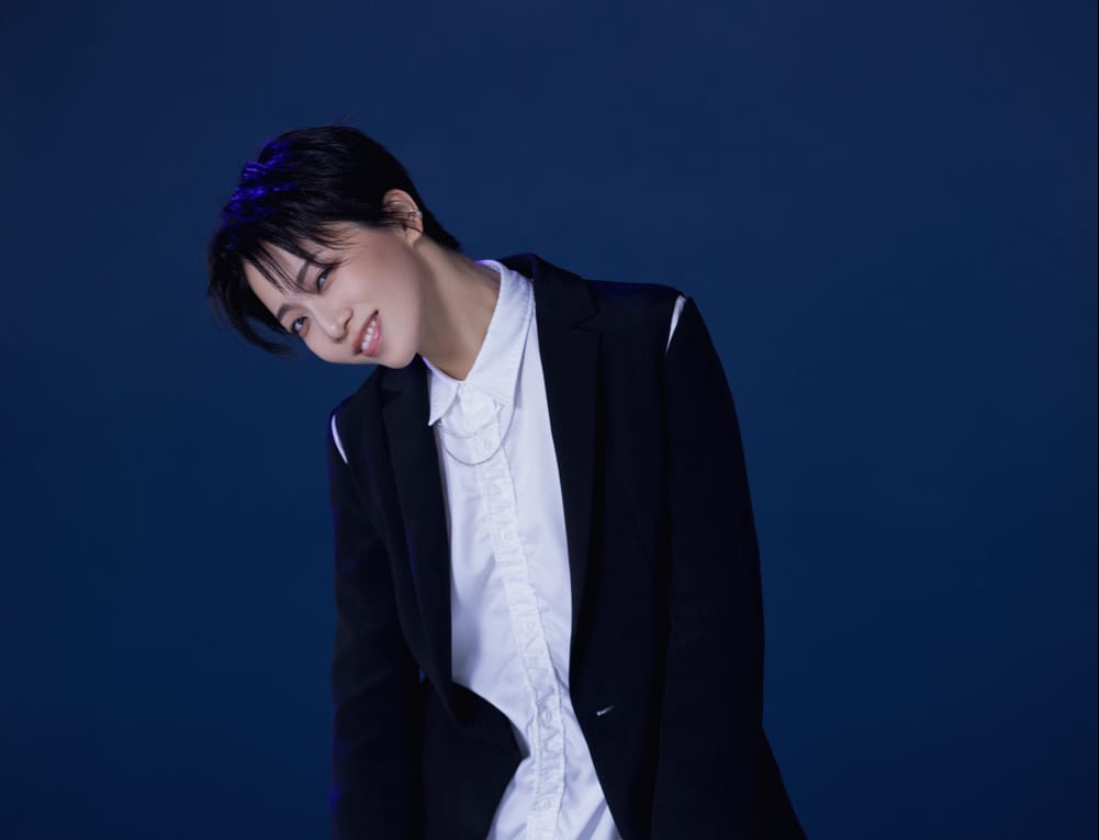 プラスアクト2月号（1月10日発売）に星組・礼真琴さんが登場！ | WANI