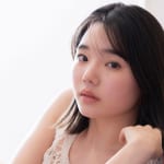 【INTERVIEW】５月２日に公開を控える映画『６人ぼっち』に出演する中山ひなの。同世代の現場で吸収したことや、本作への思いなど様々に聞いた。