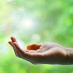 【SNSフォロワー10万人超！】注目の占い師Sky・インタビュー「生きていく上で占いが何かのヒントになってほしい」