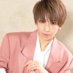 プラスアクト４月号（３月12日発売）に宙組・桜木みなとさんが登場！